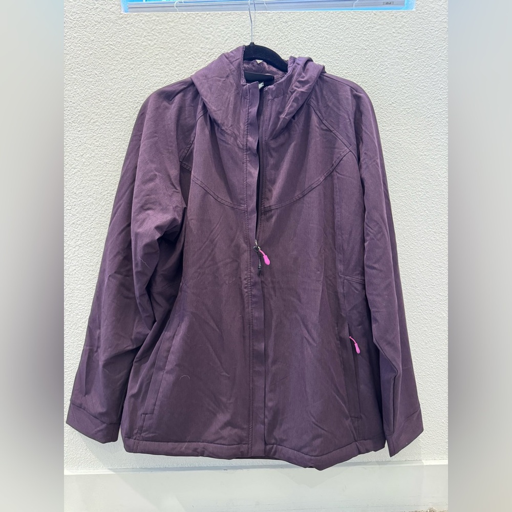 LADIES SOFTSHELL JACKET by Kirkland Signature - deep purple